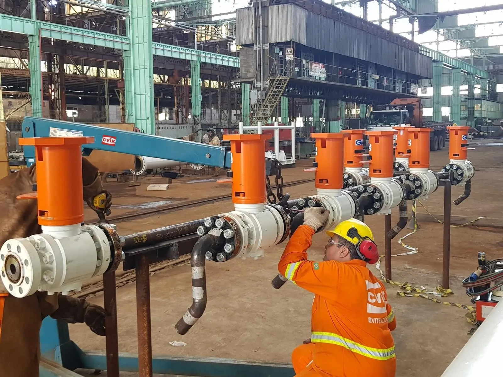 Montagem de equipamentos industriais